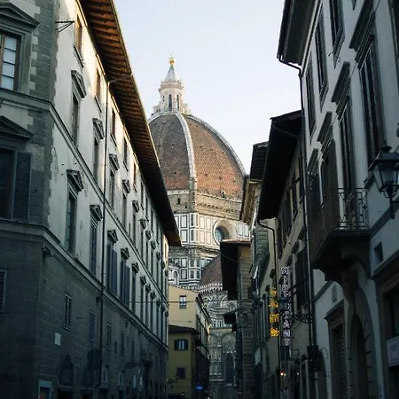 Altafronte Enchanted Close To Uffizi Gallery Apartment